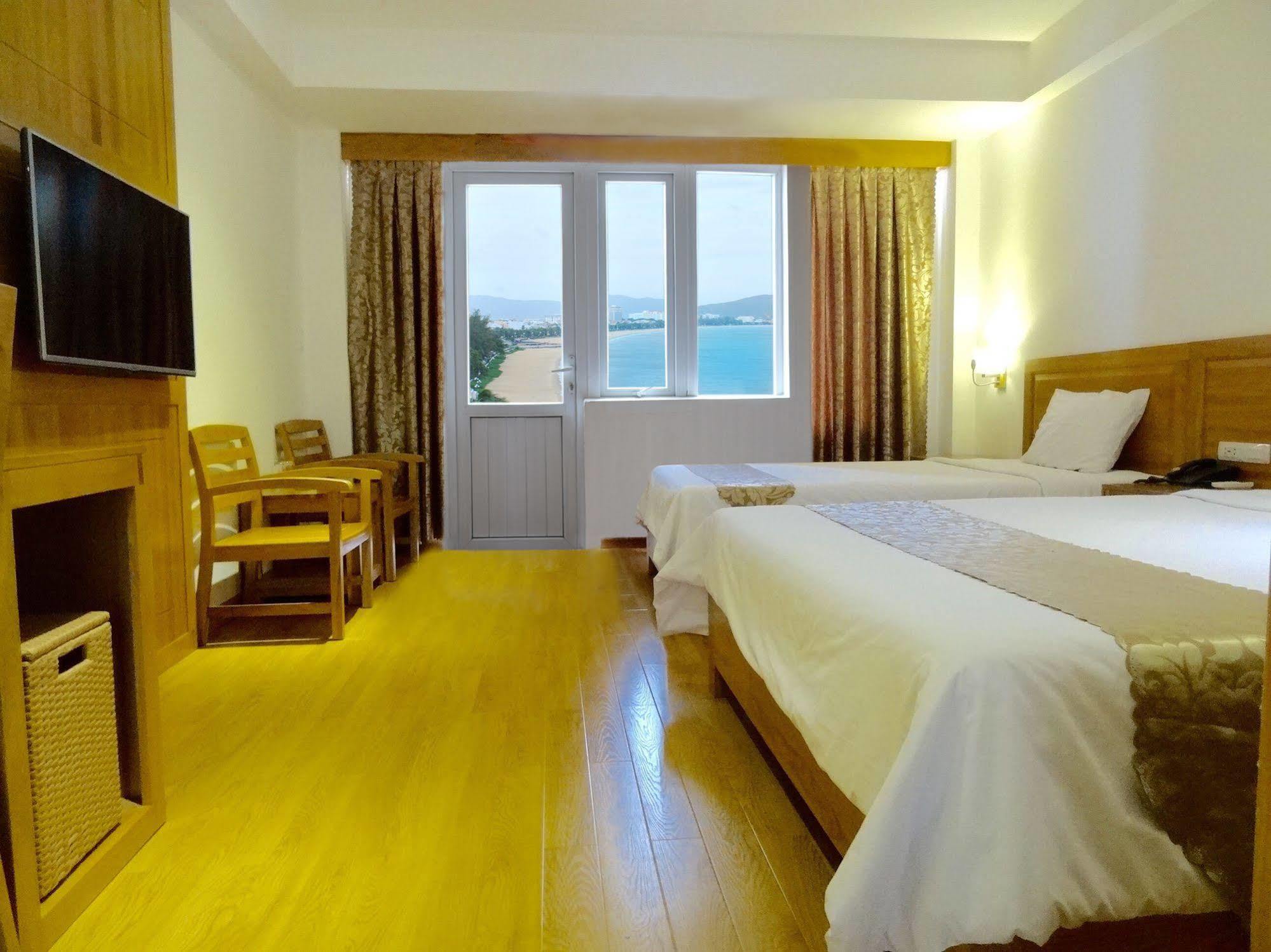 Hoang Yen Hotel Quy Nhon Exterior photo